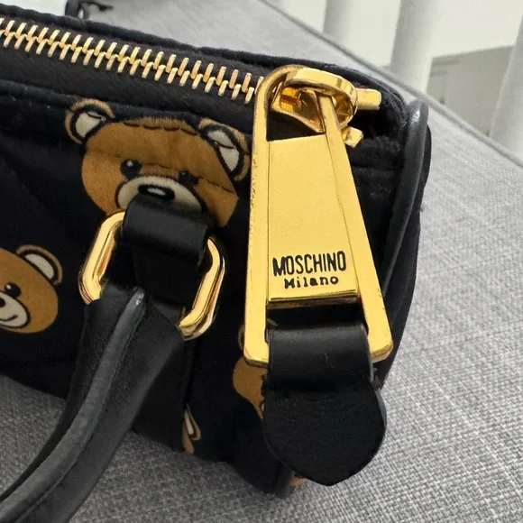 Moschino Quilted Teddy Mini Bag - Picture 5 of 8